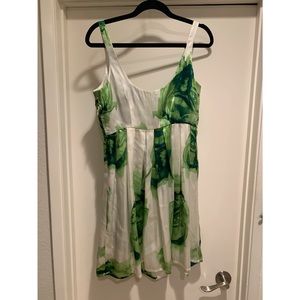 BB Dakota Satin White Green Floral Babydoll Mini Dress Size 10